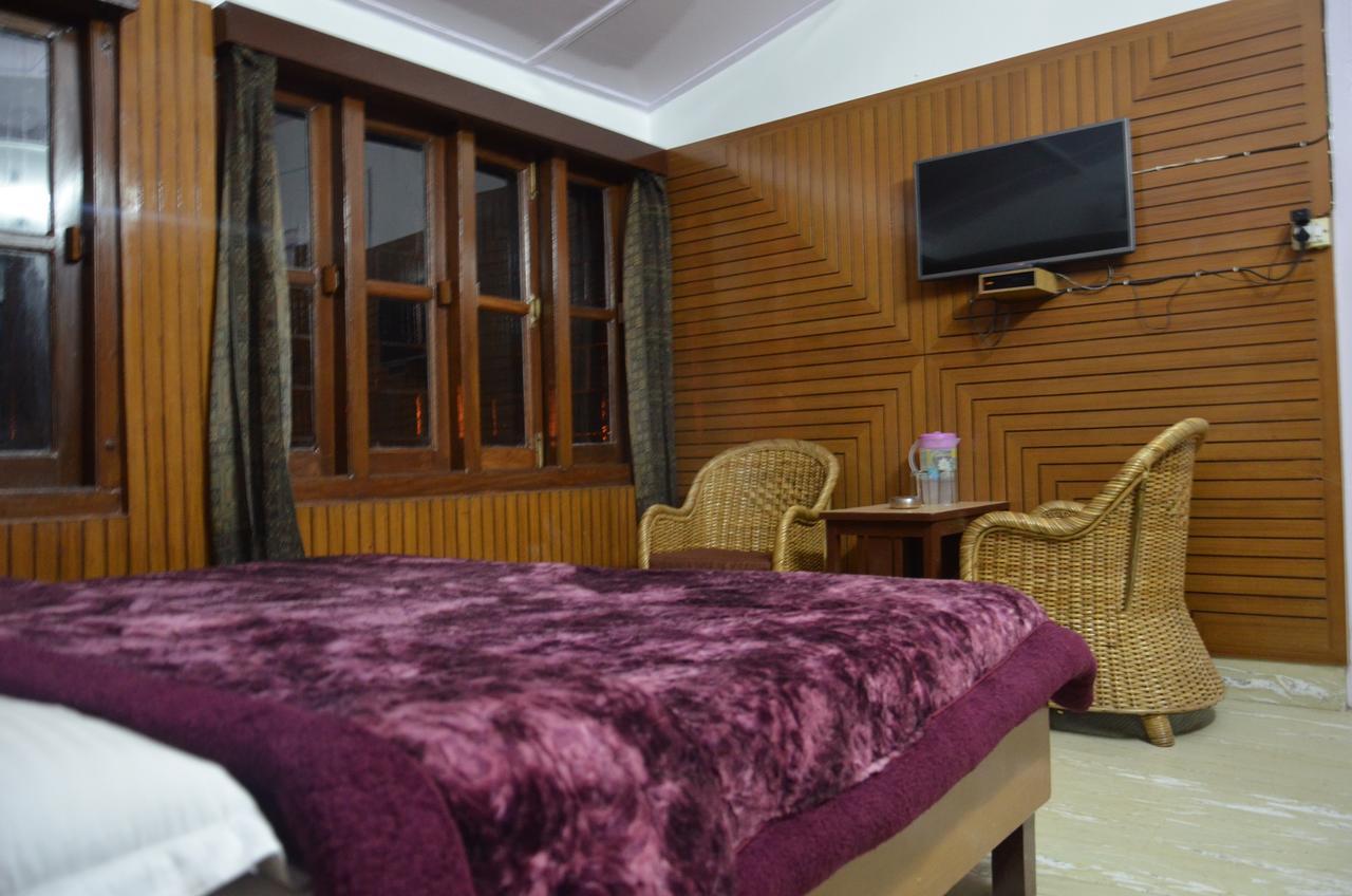 Hotel Clarks Mussoorie Exterior photo