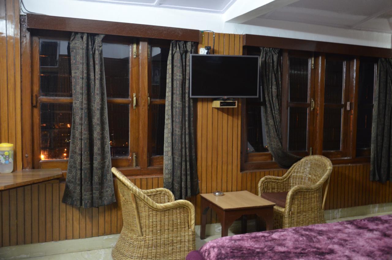 Hotel Clarks Mussoorie Exterior photo