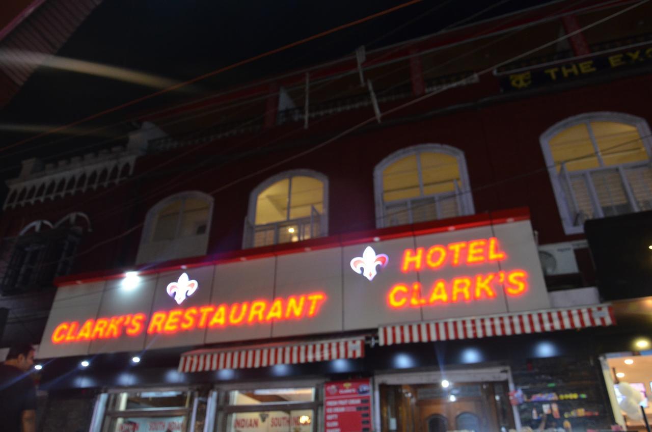 Hotel Clarks Mussoorie Exterior photo