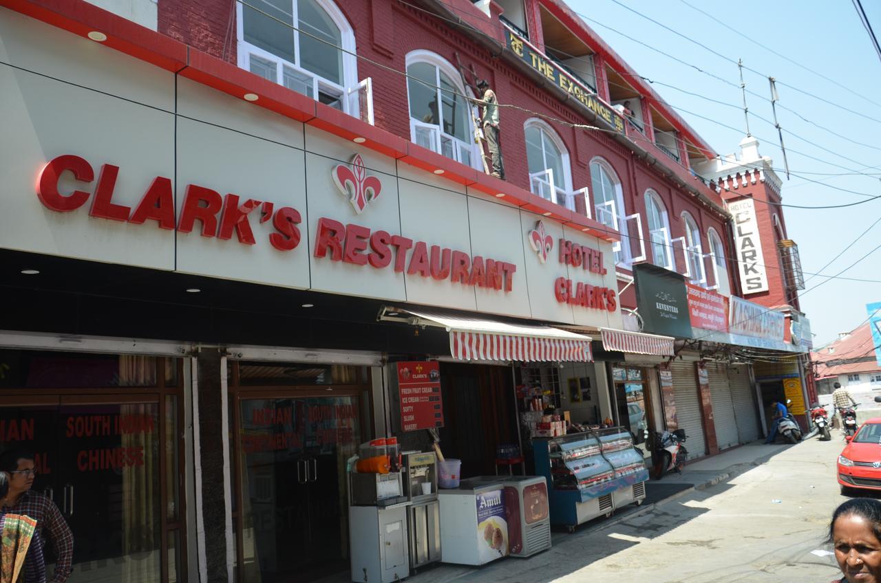 Hotel Clarks Mussoorie Exterior photo